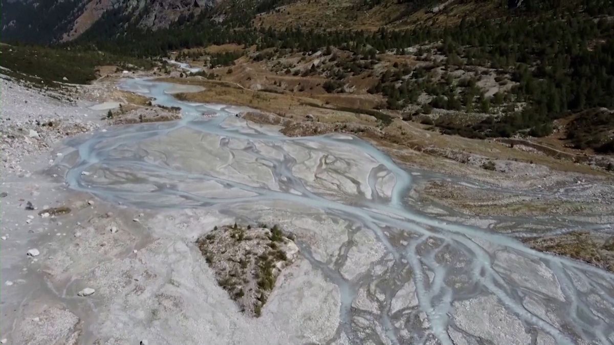 Švýcarské ledovce se letos kvůli oteplování zmenšily nejvíce za 100 let